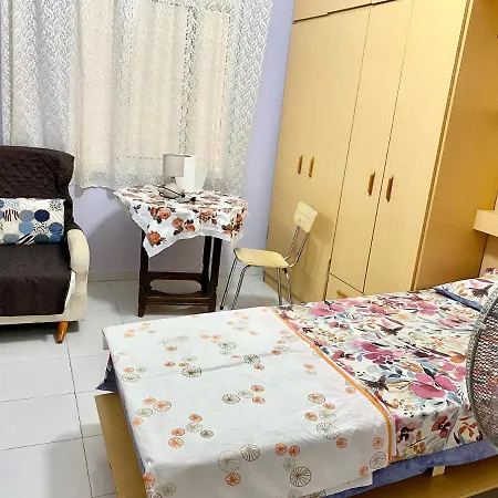 Apartment Barato En Piso Familiar Compartido El Centro De La Ciudad Cerca De La Estacion De Autobuses *